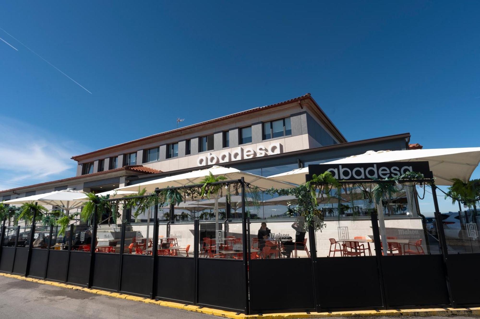 Restaurante Hotel Abadesa Villagonzalo Pedernales Ngoại thất bức ảnh